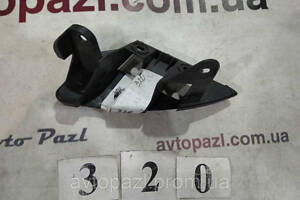 KN0320 5p8807347 кронштейн зад L VAG SEAT ALTEA XL 45_01_02