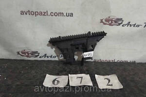 KN0672 738200008r кронштейн R бокової шторки Renault (RVI) Megane 3 Fluence 10-17 45_01_02