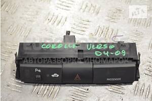 Кнопка аварийки Toyota Corolla Verso 2004-2009 215900