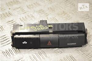 Кнопка аварийки Toyota Corolla Verso 2004-2009 270386