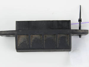 Кнопка крышки багажника Toyota RAV-4 IV 2012-2018 8484028040