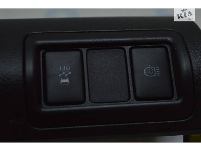 Кнопка отключения стабилизации Toyota Camry v50 12-14 usa\euro 84988-0R071
