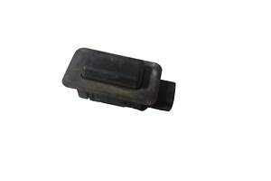 Кнопка открытие крышки багажника наружная 56042450AB JEEP Grand Cherokee 05-10, Grand Cherokee 98-04, Commander 05-10