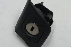 Кнопка открытия/закрытия бардачка (перчаточного ящика) в сборе с личинкой замка и кронштейном крепления BMW I3 511692849