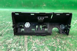 Кнопка открывания багажника наружная Volkswagen Passat B7 11-15 2.5 CBUA 2012 (б/у)