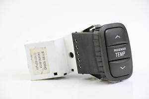Кнопка PASSENGER/TEMP Lexus LS (UCF30) 2000-2006 8719050040