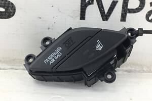 Кнопка подогрева передняя левая HYUNDAI VELOSTER 2011-2018 93701-2V030-PD5