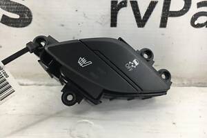 Кнопка подогрева передняя правая HYUNDAI VELOSTER 2011-2018 93701-2V020-PD5