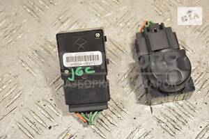 Кнопка регулировки сидения Jeep Grand Cherokee 2010 56046232AA 21