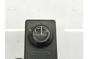 Кнопка регулировки зеркала Nissan Navara D22 1997--...