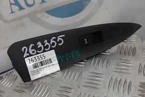 Кнопка склопідіймача задн. прав. TOYOTA RAV4 05-12 84810-52030