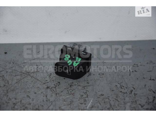 Кнопка стеклоподъемника Audi A4 (B8) 2007-2015 8K0959855A 82950