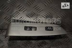 Кнопка стеклоподъемника Lexus RX 2003-2009 8403048070 178404-01