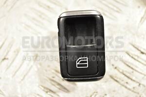 Кнопка стеклоподъемника Mercedes A-class (W176) 2012-2018 A204905