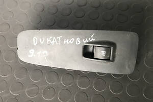 Кнопка стеклоподъемника правая Fiat Ducato 2014- 7355329060