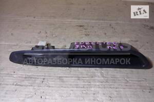 Кнопка стеклоподъемника задняя левая Subaru Forester 2002-2007 42173