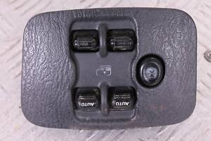 Кнопка стеклоподъёмника левого переднего 2002-2006 Jeep Liberty
