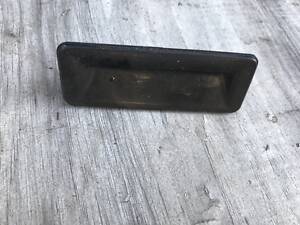 Кнопка открытия багажника Skoda Octavia A5, б/у 1Z0 827 574