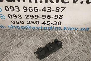 Кнопки склопідйомника водійські (праве кермо) 83071SA100 Subaru Forester 2003-2008