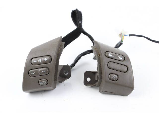 Кнопки управления на руль бежевые Lexus RX (XU30) 2003-2008 8424448060B0