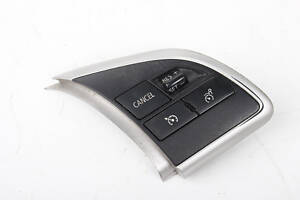 Кнопки управления на руль RH Mitsubishi Outlander (GF) 2012- 8602A089