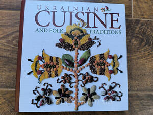 Книга Ukrainian Traditional Cuisine in Folk Calendar