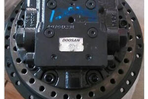 Kobelco SK210LC Гідромотор ходу у зборі YN15V00009F1