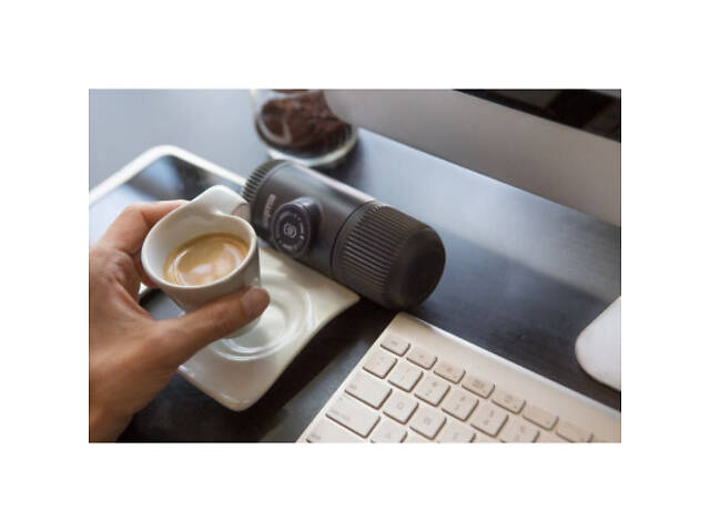 Кавоварка кемпінгова Wacaco Nanopresso з чохлом сіра (WNANOGRcase) - Фото 2