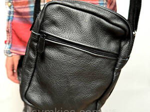 Шкіряна сумка Gofin чорна на плече на чотири замка 21х18 см SMK-20047