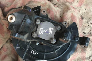 Кожух (защита) тормозного диска задний правый Jeep Compass 17-68358266AA