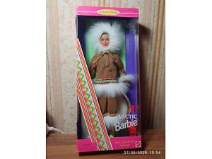Коллекционная Кукла Барби 1996 Arctic Barbie Doll 16495 Коллекция Dolls of the World НОВА Нераспакованная из США