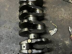 Коленвал двигателя RF5C11300 Mazda MPV минивэн (LW) (1999 - 2006) 2.0tdi