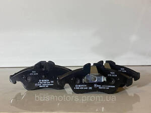 Колодки передні гальмові дискові Bosch Mercedes benz Sprinter 3T 1995 2006 0986495245