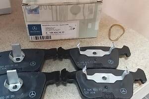 Колодки задні, MERCEDES ML 63 AMG (W164), R 63 AMG (W251) S 63 AMG (W221) 06 - A1644202420