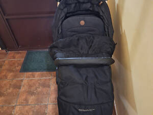 Коляска для прогулки Dynamic PRO чорна