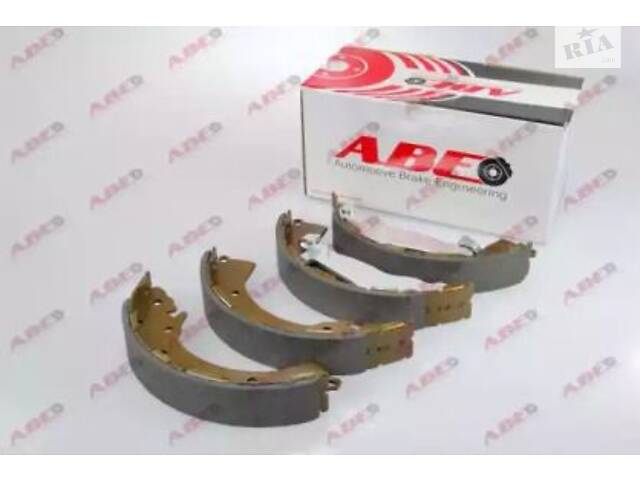 Комлект тормозных накладок: Заклепка тормозных накладок в Харькове на ...