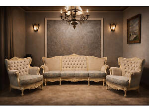 Комплект: диван 4-х и 2 кресла. После 100% реставрации!! Каркасы окрашены в цвет слоновой кости с золотой патиной. Напов