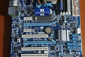 Комплект Gigabyte GA-870A-UD3+ DDR3 8GB+AMD Phenom II X6 1055T