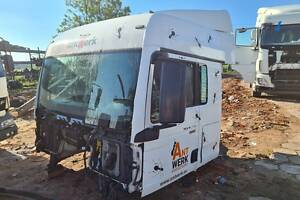 КОМПЛЕКТ КАБІНИ MAN TGX EURO 6 XLX