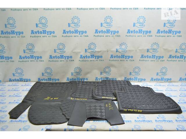 Комплект ковриков салона Subaru Forester 19- SK резина