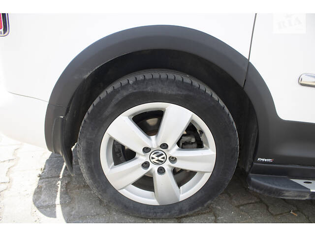Комплект молдингов и расширителей арок 1 дверь, короткая база для Volkswagen Caddy 2015-2020 гг - Фото 15