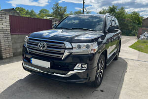 Комплект обвесов 2016-2024 (Executive 2019) Белый цвет для Toyota Land Cruiser 200