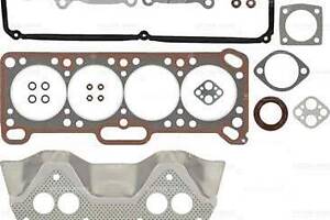 Комплект прокладок двигуна