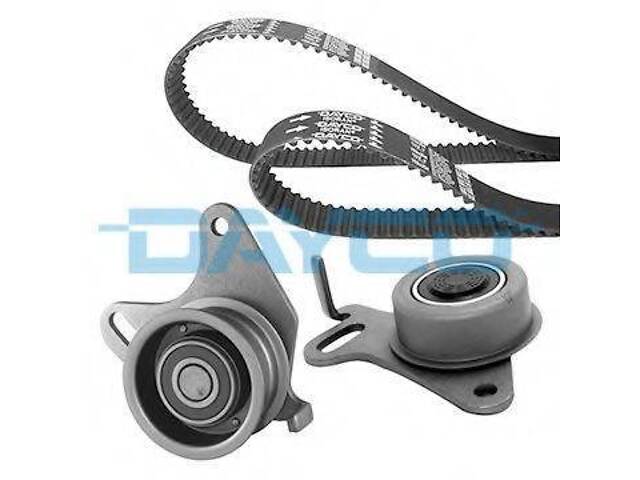 Комплект ремня газораспределительного механизма DAYCO KTB268 на MITSUBISHI PAJERO/SHOGUN I Вездеход открытый (L04_G) - Фото 1
