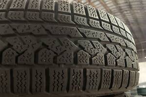 КОМПЛЕКТ Шини зима 215/70- R16- Kumho Asymmetric