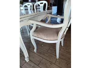 Комплект: стол раскладной и 8 стульев, в том числе 2 с подлокотниками. Французские ?? Антикварные - середина ХХ ст. Дуб