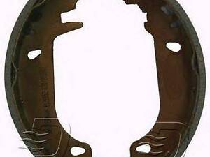 Комплект тормозных колодок DENCKERMANN B120052 на RENAULT SUPER 5 (B/C40_)