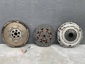 Комплект сцепления Демпфер Peugeot 208 1.6 HDI