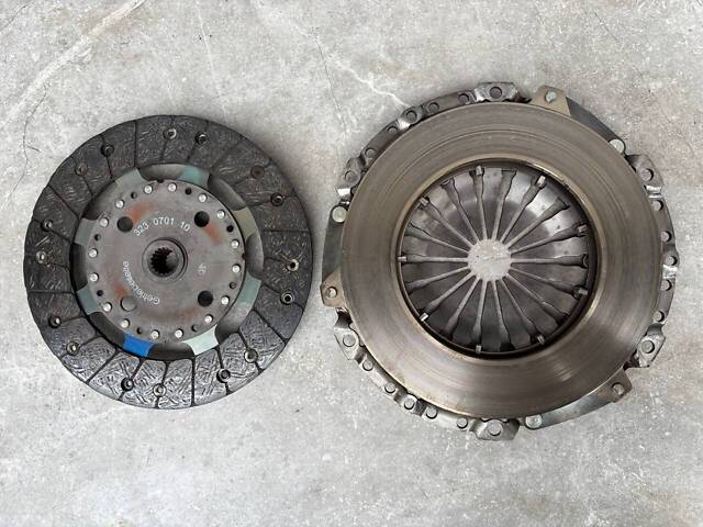 Комплект сцепления Маховик Citroen DS5 1.6 HDI - Фото 6