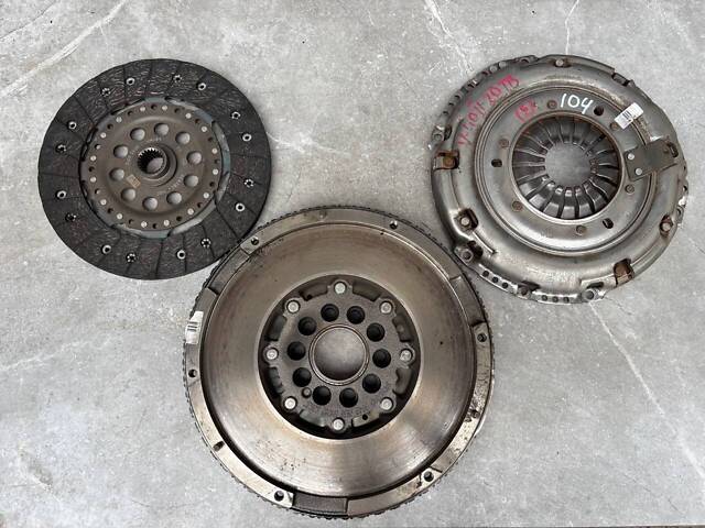 Комплект сцепления Маховик Volvo V60 2.0 T4 - Фото 1